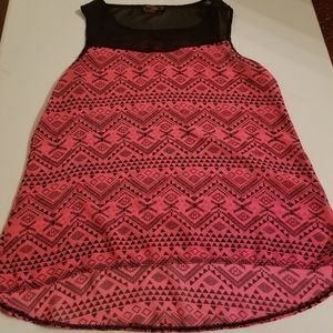 Black and pink tank